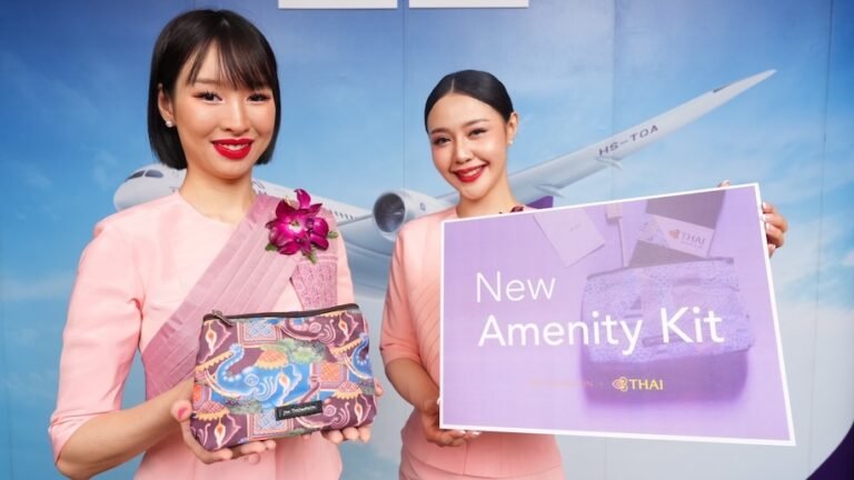 Thai Airways unveils new Royal Silk amenity kits – Business Traveller