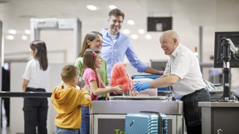 Dublin Airport to complete rollout of 3D scanners by October 2025 – Business Traveller